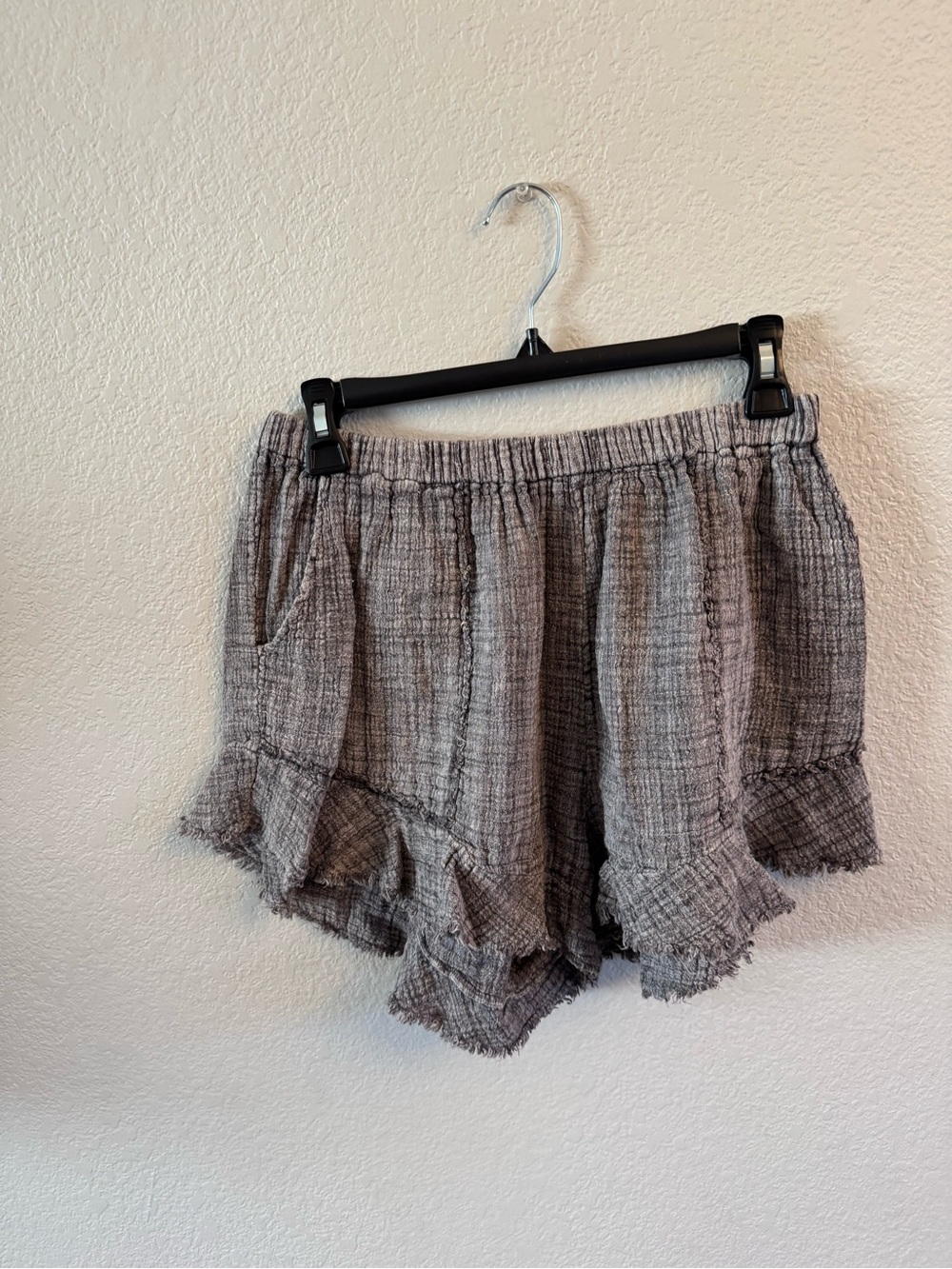 Free People FP One Grey Cotton Gauze Ruffle Shorts Boho Size M/S